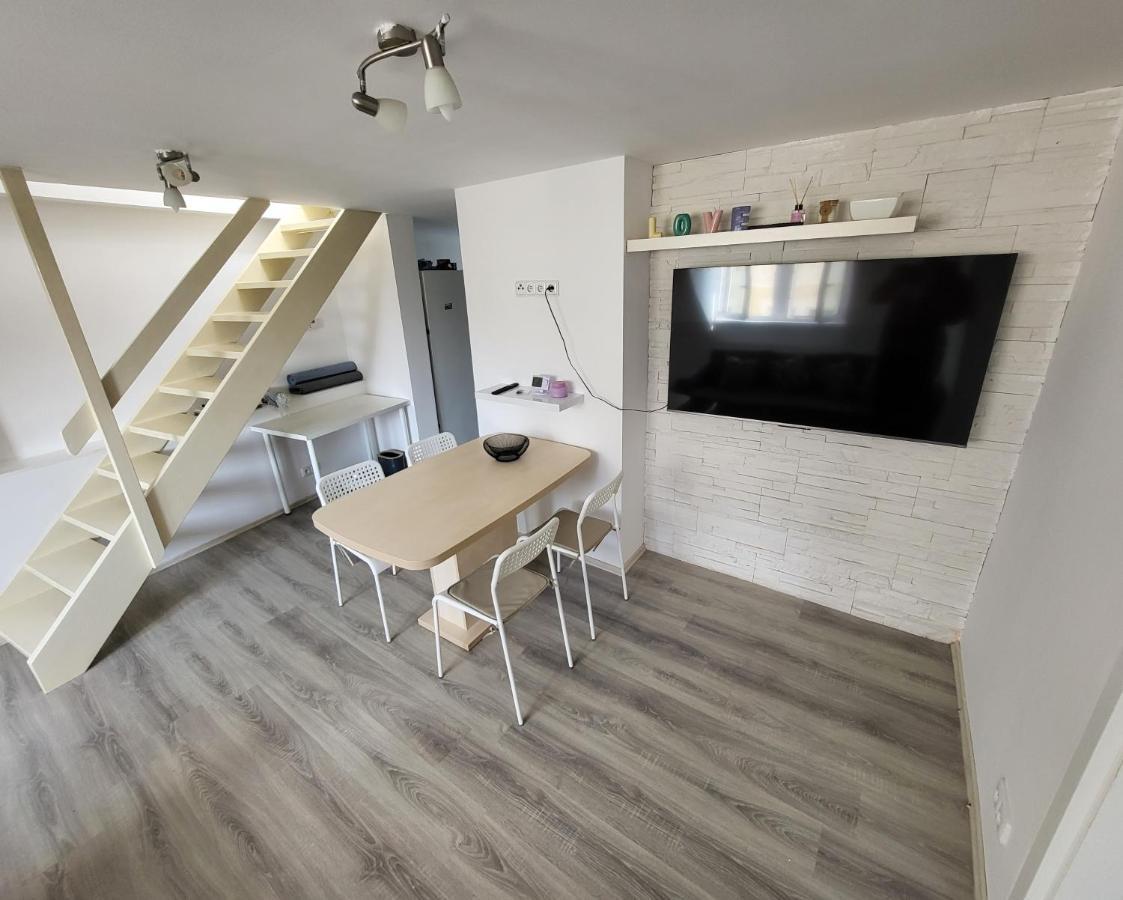 Excellent Apartments Central 3 Min Walk From The Colonnade Karlsbad Eksteriør billede