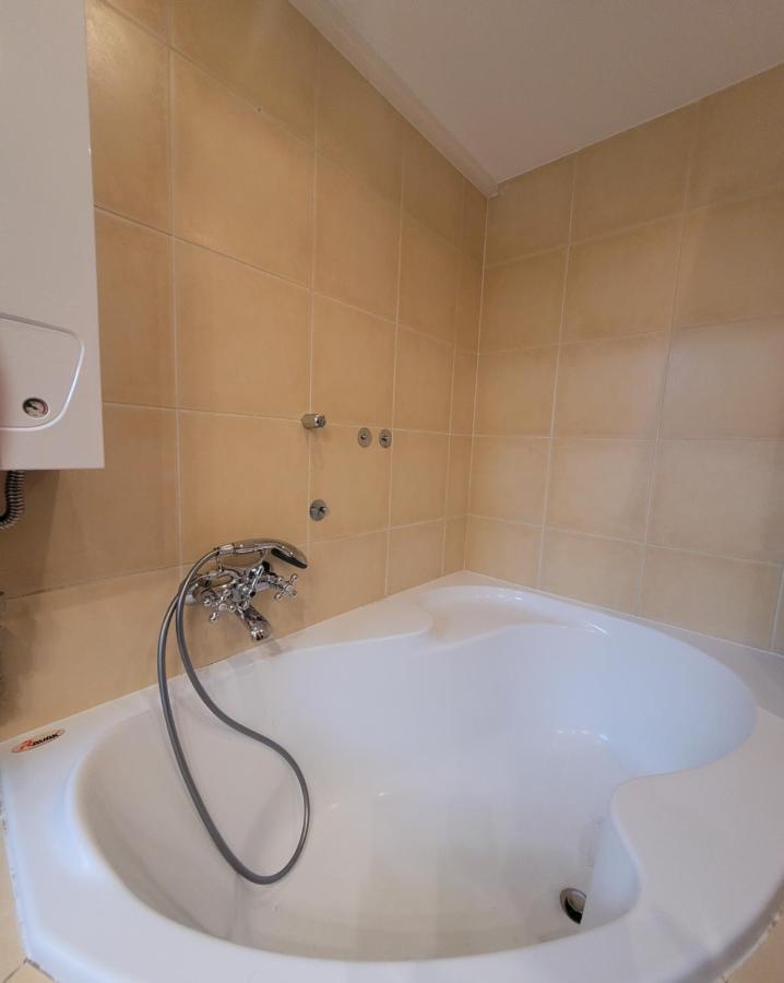 Excellent Apartments Central 3 Min Walk From The Colonnade Karlsbad Eksteriør billede